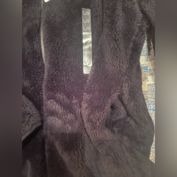 NWT Uniqlo Size L Black Fluffy Yarn Fleece Full-Zip Jacket - Picture 6 of 10